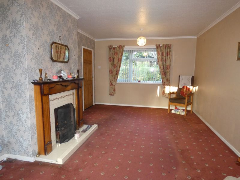 Lounge- click for photo gallery